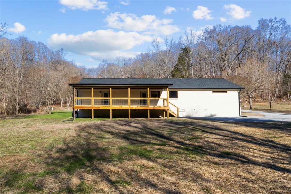 1609 Sycamore Landing Road Waverly, TN 37185 - Photo 7 of 47