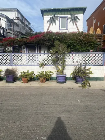 $925,000 | 133 Santa Paula Avenue, Oxnard, CA 93035