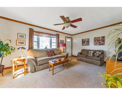 39 McCarthy Avenue Chicopee, MA 01020 - Photo 16 of 27