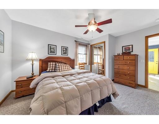 39 McCarthy Avenue Chicopee, MA 01020 - Photo 18 of 27