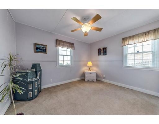 39 McCarthy Avenue Chicopee, MA 01020 - Photo 19 of 27