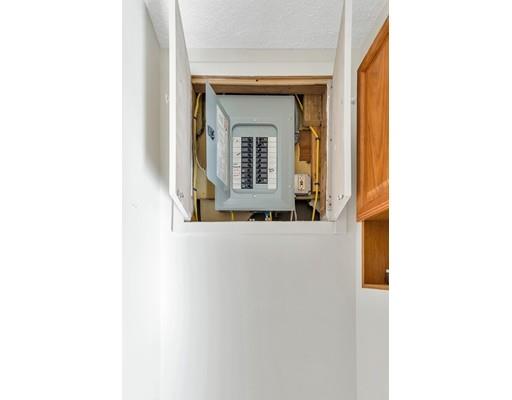 39 McCarthy Avenue Chicopee, MA 01020 - Photo 23 of 27