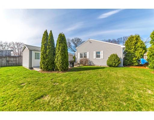 39 McCarthy Avenue Chicopee, MA 01020 - Photo 6 of 27