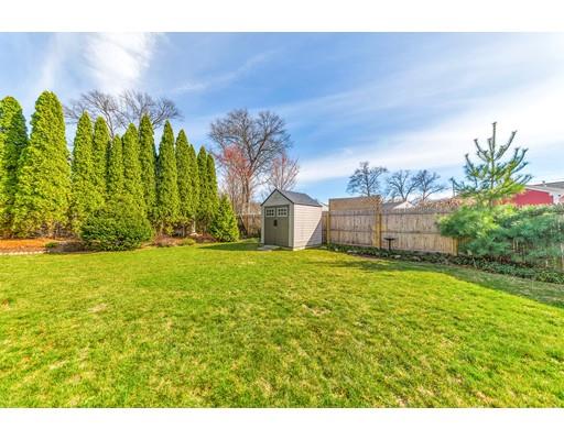 39 McCarthy Avenue Chicopee, MA 01020 - Photo 7 of 27