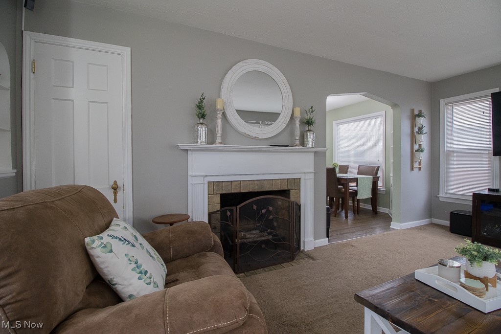 1094 Piermont Road Cleveland, OH 44121 - Photo 3 of 38 Gallery Image 3