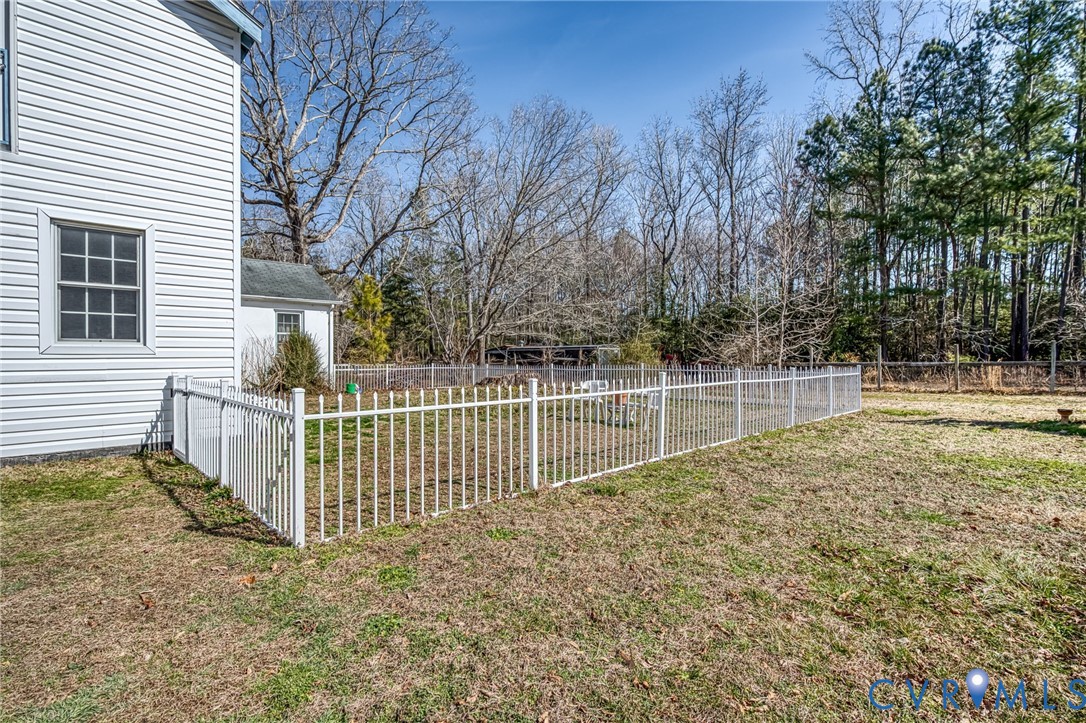 6243 Studley Road Mechanicsville, VA 23116 - Photo 8 of 75