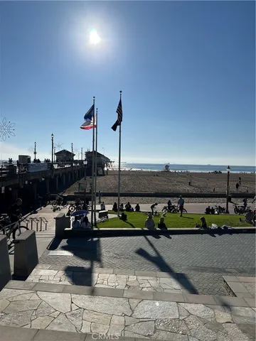 $1,799,999 | 110 Alabama Street, Huntington Beach, CA 92648