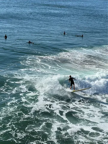 $1,799,999 | 110 Alabama Street, Huntington Beach, CA 92648