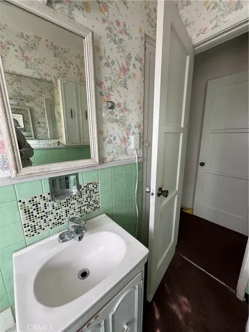 $1,799,999 | 110 Alabama Street, Huntington Beach, CA 92648