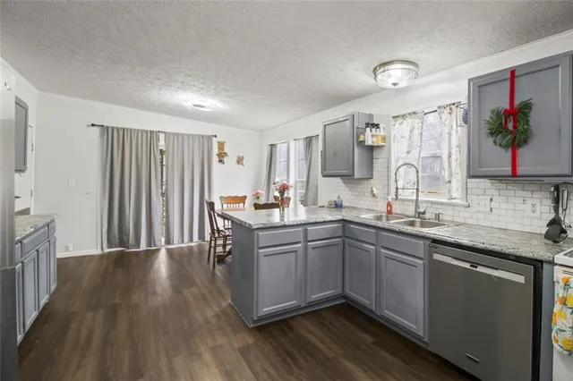 $225,000 | 22304 South Buck Drive, Peculiar, MO 64078