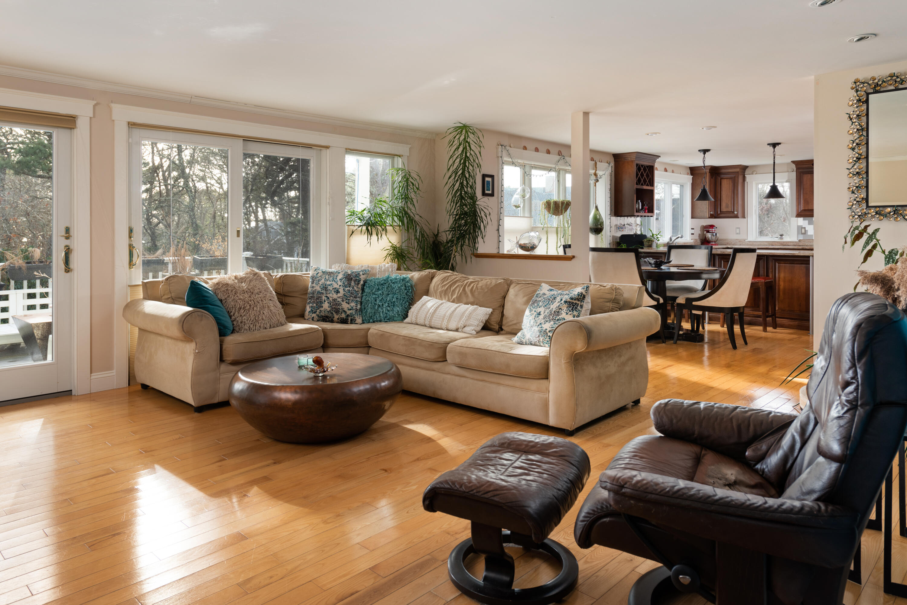 322 Pleasant Street Chatham, MA 02659 - Photo 13 of 39 a living room with furniture and a large window