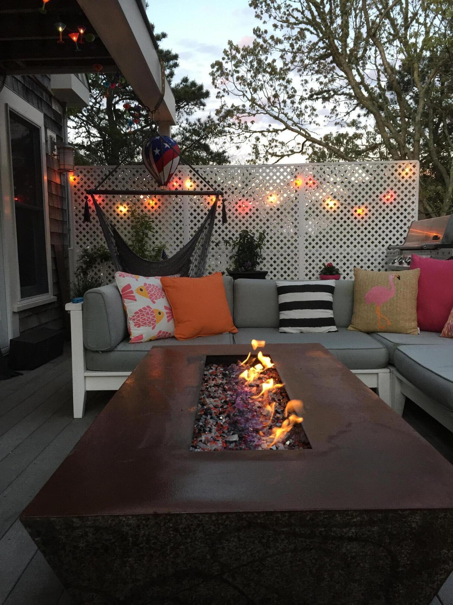 322 Pleasant Street Chatham, MA 02659 - Photo 23 of 39 a outdoor view with sitting space