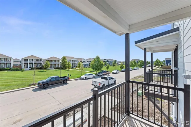 $249,900 | 116 Canal Cottage Alley, St. Charles, MO 63301