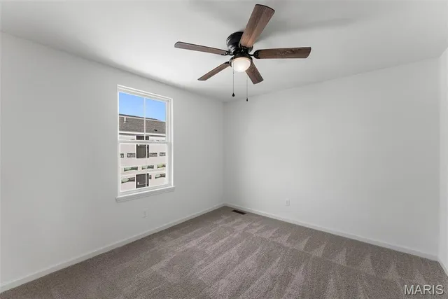 $249,900 | 116 Canal Cottage Alley, St. Charles, MO 63301