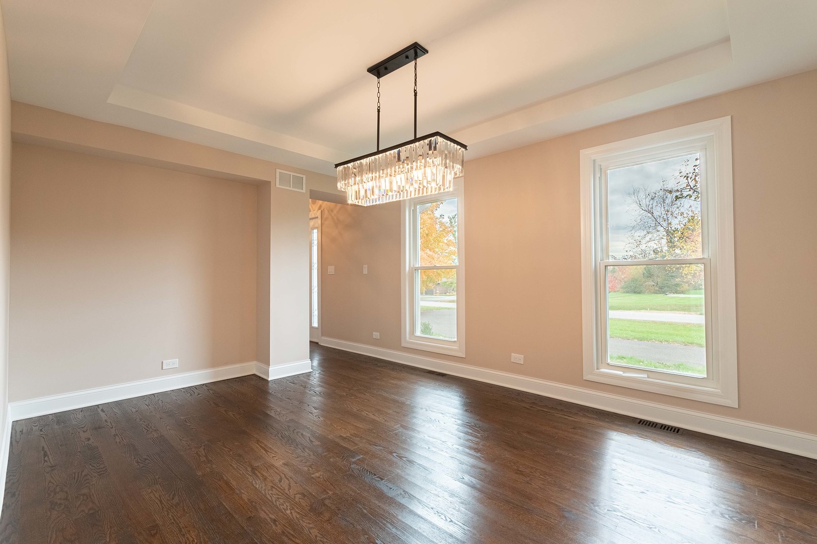 1760 Hilltop Road Elgin, IL 60120 - Photo 7 of 40 Gallery Image 7