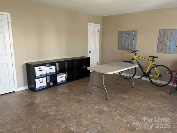 $2,200 | 15803 Castle Watch Avenue, Charlotte, NC 28277