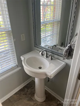 $2,200 | 15803 Castle Watch Avenue, Charlotte, NC 28277