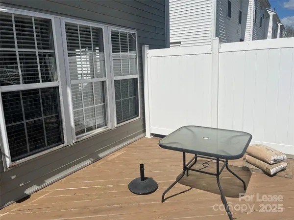 $2,200 | 15803 Castle Watch Avenue, Charlotte, NC 28277