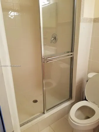 $3,300 | 2750 North 34th Avenue, Unit 9D, Hollywood, FL 33021