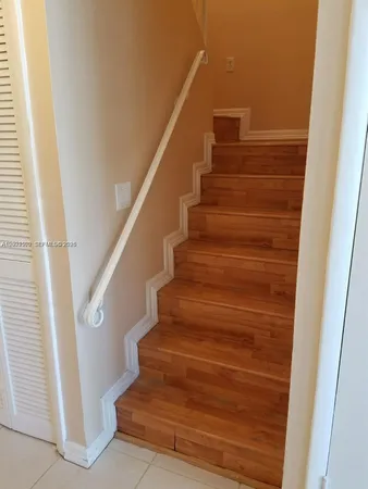 $3,300 | 2750 North 34th Avenue, Unit 9D, Hollywood, FL 33021