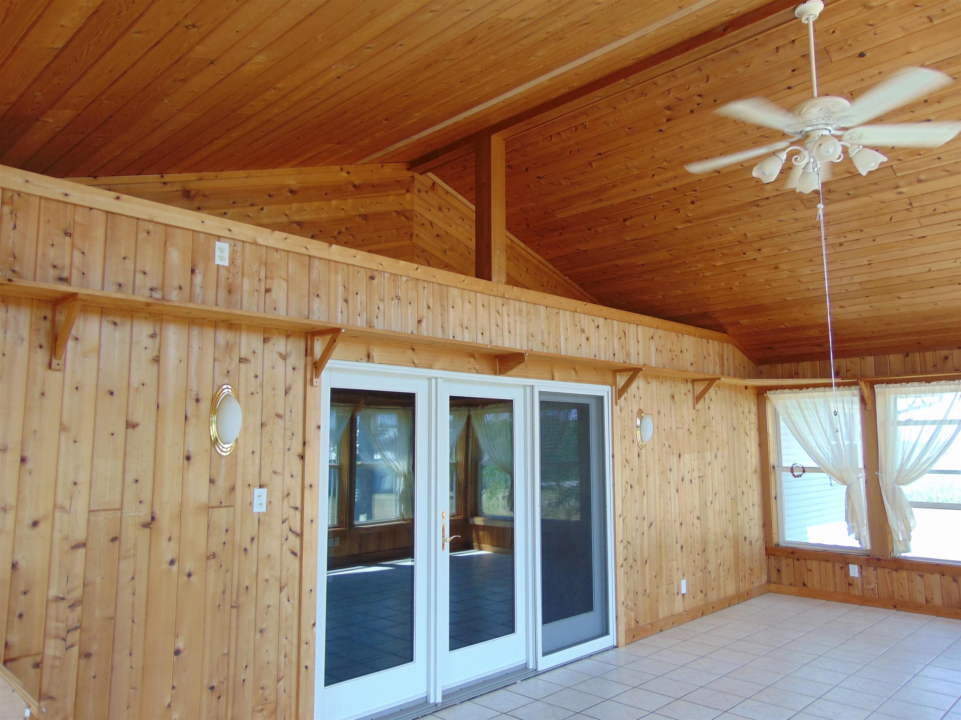 5625 West Monroe Road Alma, MI 48801 - Photo 16 of 77 1901821-15.JPG