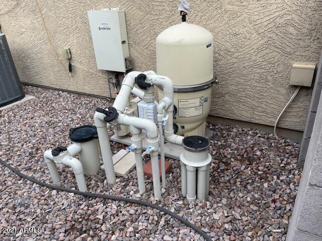 927 South Del Rio Court Apache Junction, AZ 85119 - Photo 28 of 33 Pool pump