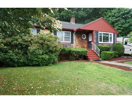 7 Dianthus Road Holbrook, MA 02343 - Photo 2 of 21 Gallery Image 2
