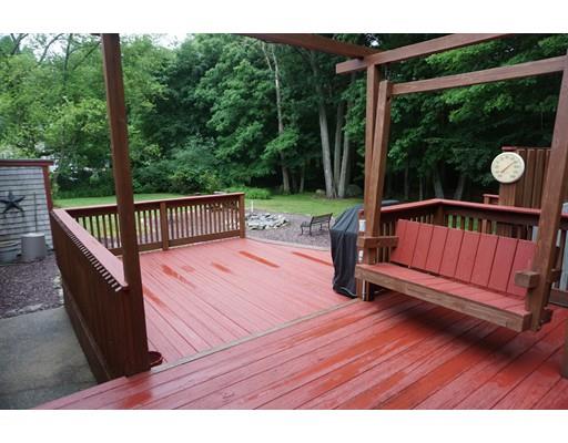 7 Dianthus Road Holbrook, MA 02343 - Photo 5 of 21 Gallery Image 5