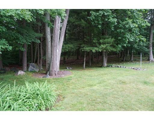 7 Dianthus Road Holbrook, MA 02343 - Photo 7 of 21 Gallery Image 7