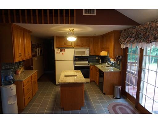 7 Dianthus Road Holbrook, MA 02343 - Photo 10 of 21 Gallery Image 10