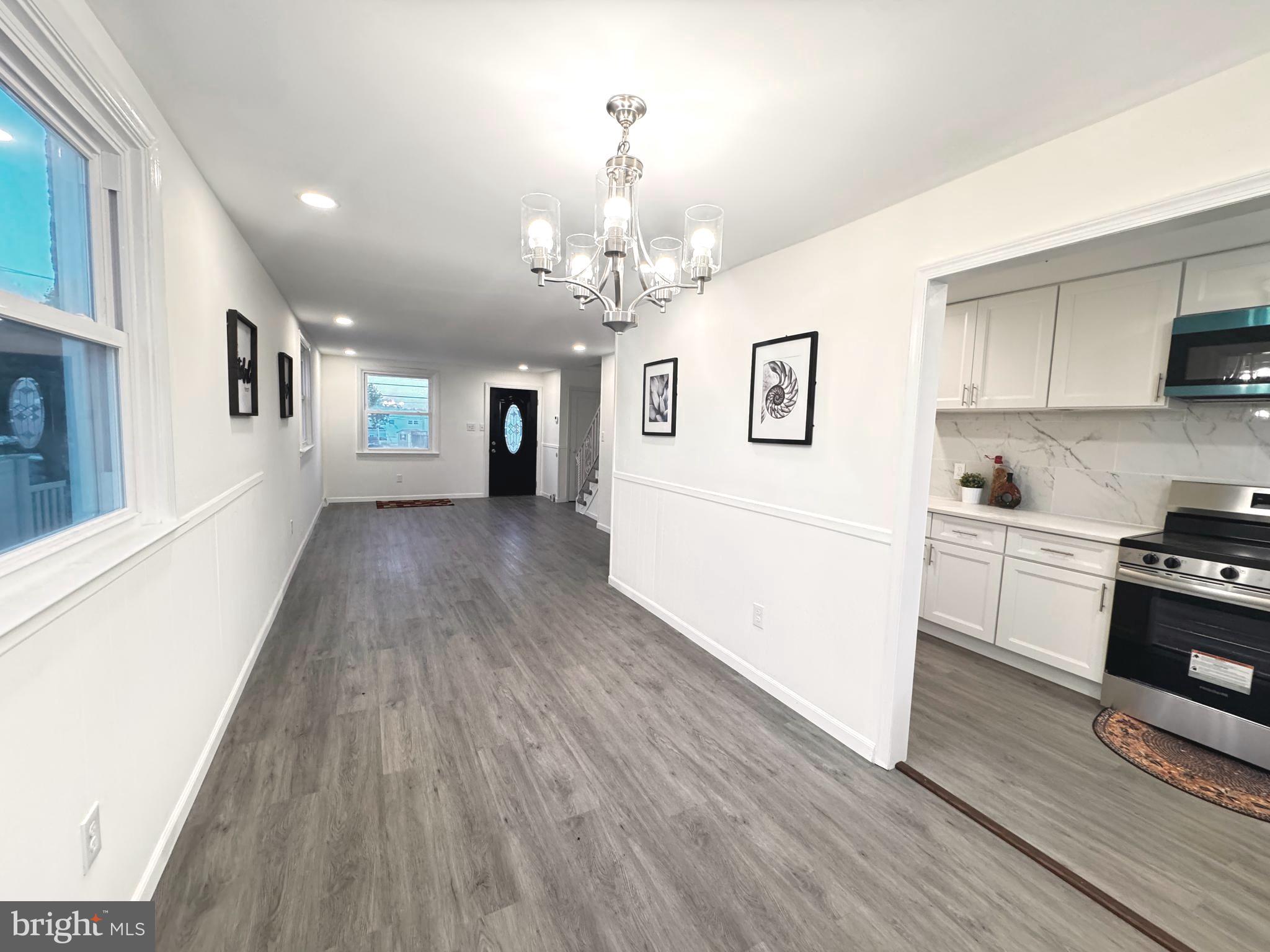 110 Lynn Road Ridley Park, PA 19078 - Photo 6 of 25 living + dining
