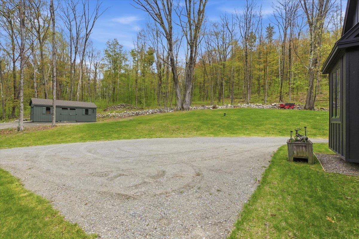 155 Brookman Road Pownal, VT 05261 - Photo 6 of 37