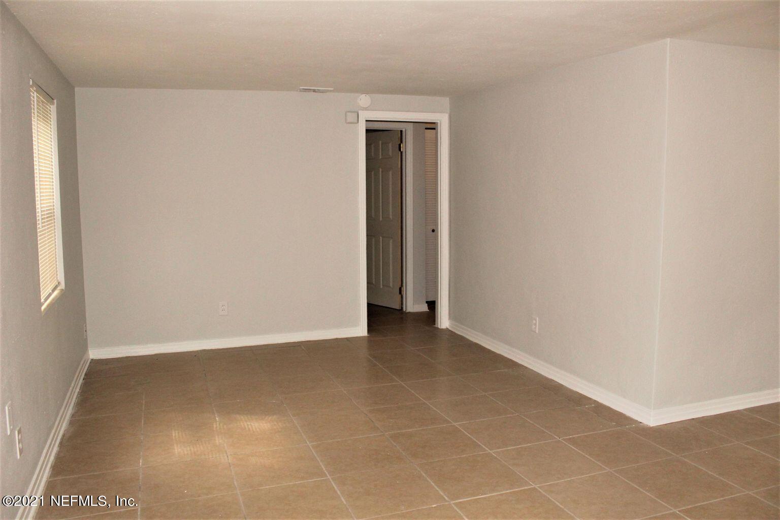 9268 11th Avenue Jacksonville, FL 32208 - Photo 10 of 15 9268 11th ave Interior