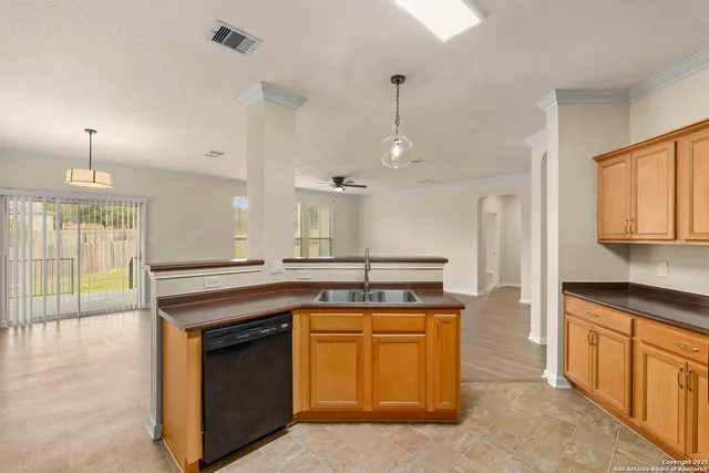 $365,000 | 213 Springtree Parkway, Cibolo, TX 78108