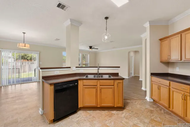 $365,000 | 213 Springtree Parkway, Cibolo, TX 78108