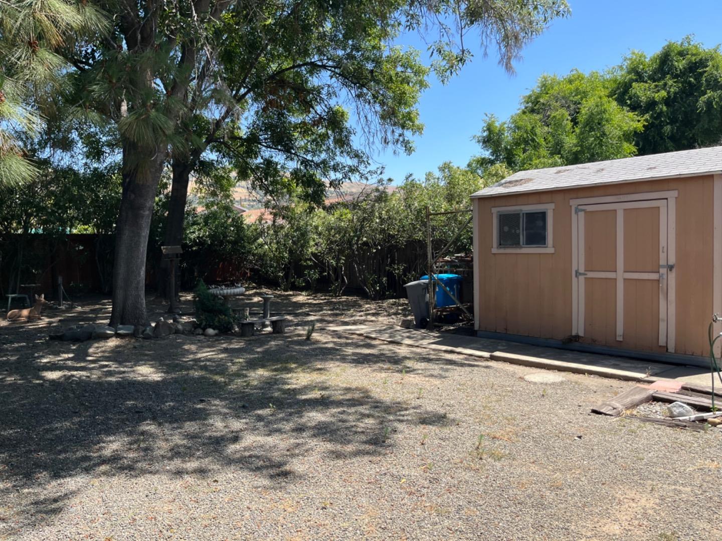 128 Laumer Avenue San Jose, CA 95127 - Photo 4 of 18 a view of backyard with green space