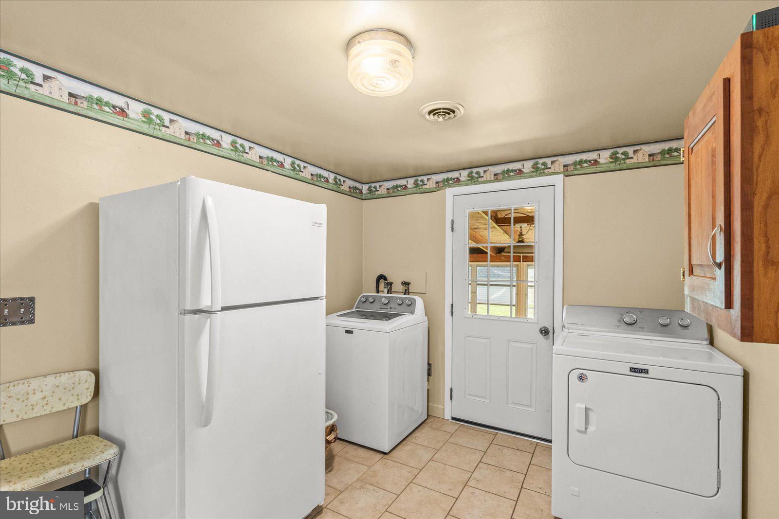 1021 High Street Hanover, PA 17331 - Photo 13 of 33