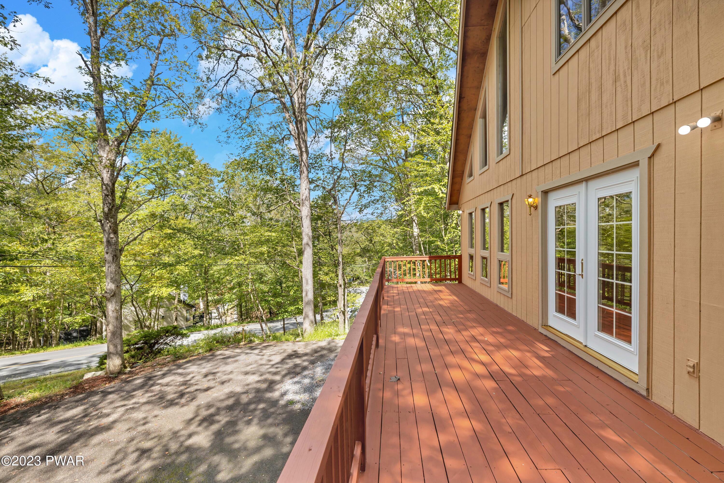6183 Decker Road Bushkill, PA 18324 - Photo 8 of 33