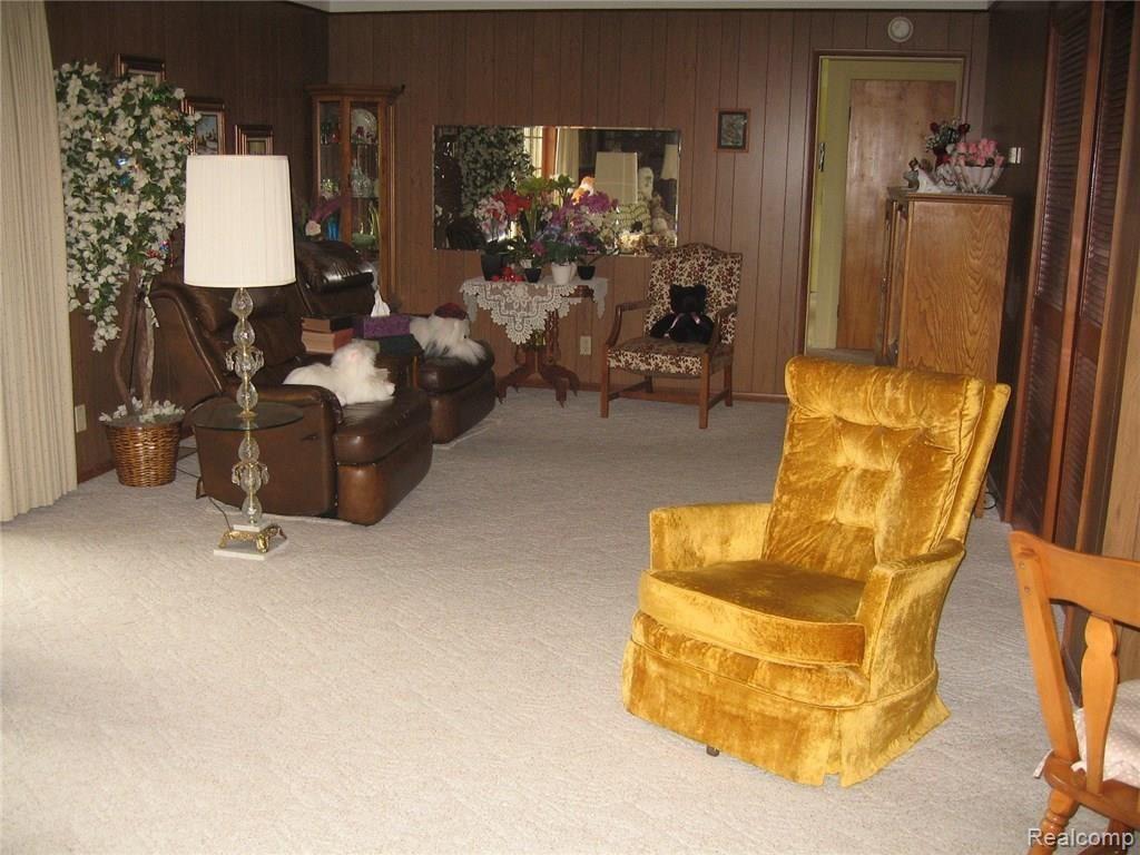 9025 East Potter Road Davison, MI 48423 - Photo 22 of 39 Family room view from fireplace