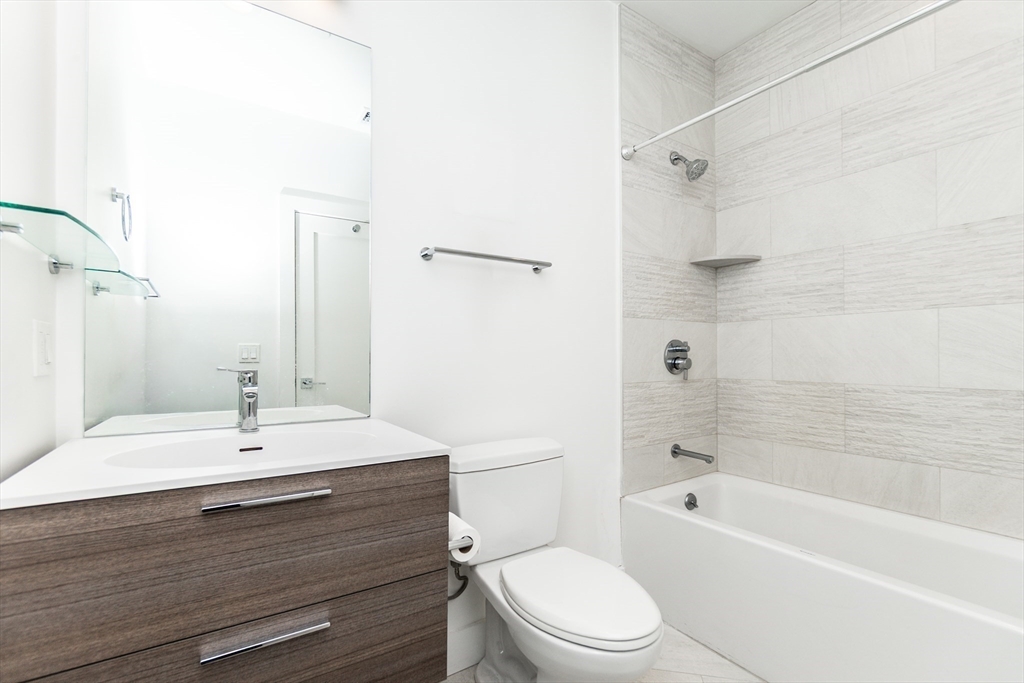 39 A Street, Unit 8 Boston, MA 02127 - Photo 15 of 17
