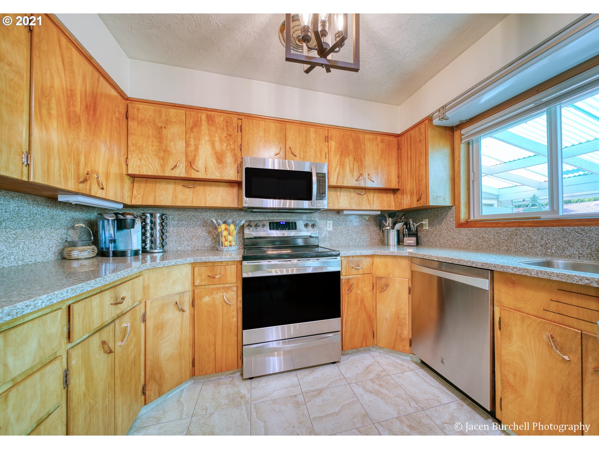 32056 Raymond Creek Road Scappoose, OR 97056 - Photo 10 of 27 Gallery Image 10