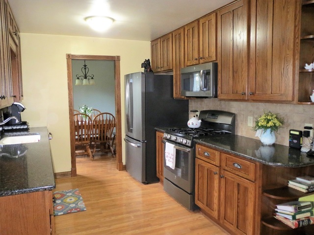 699 Searls Road Amboy, IL 61310 - Photo 3 of 30