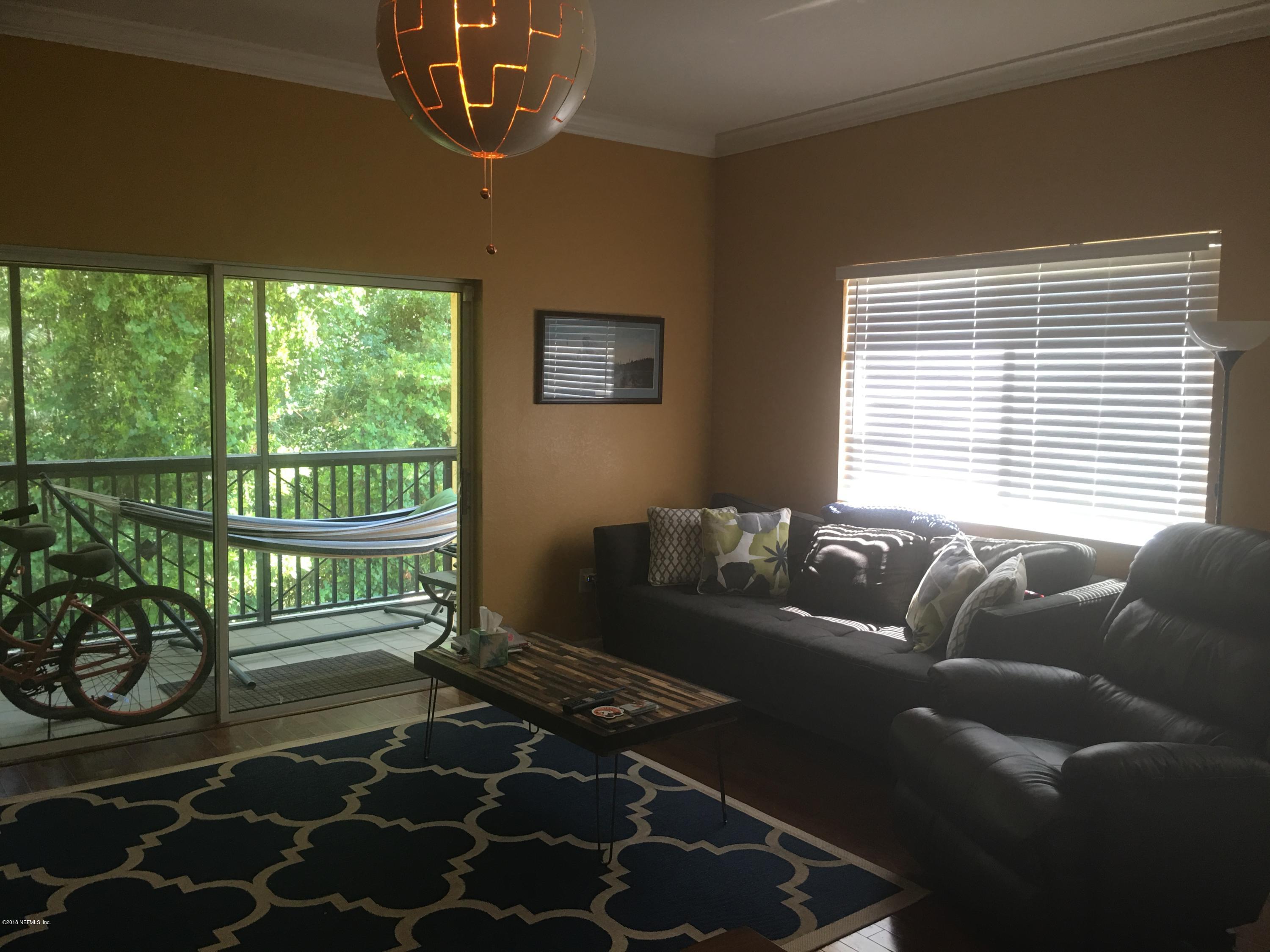9745 Touchton Road, Unit 2130 Jacksonville, FL 32246 - Photo 10 of 35 Living Room