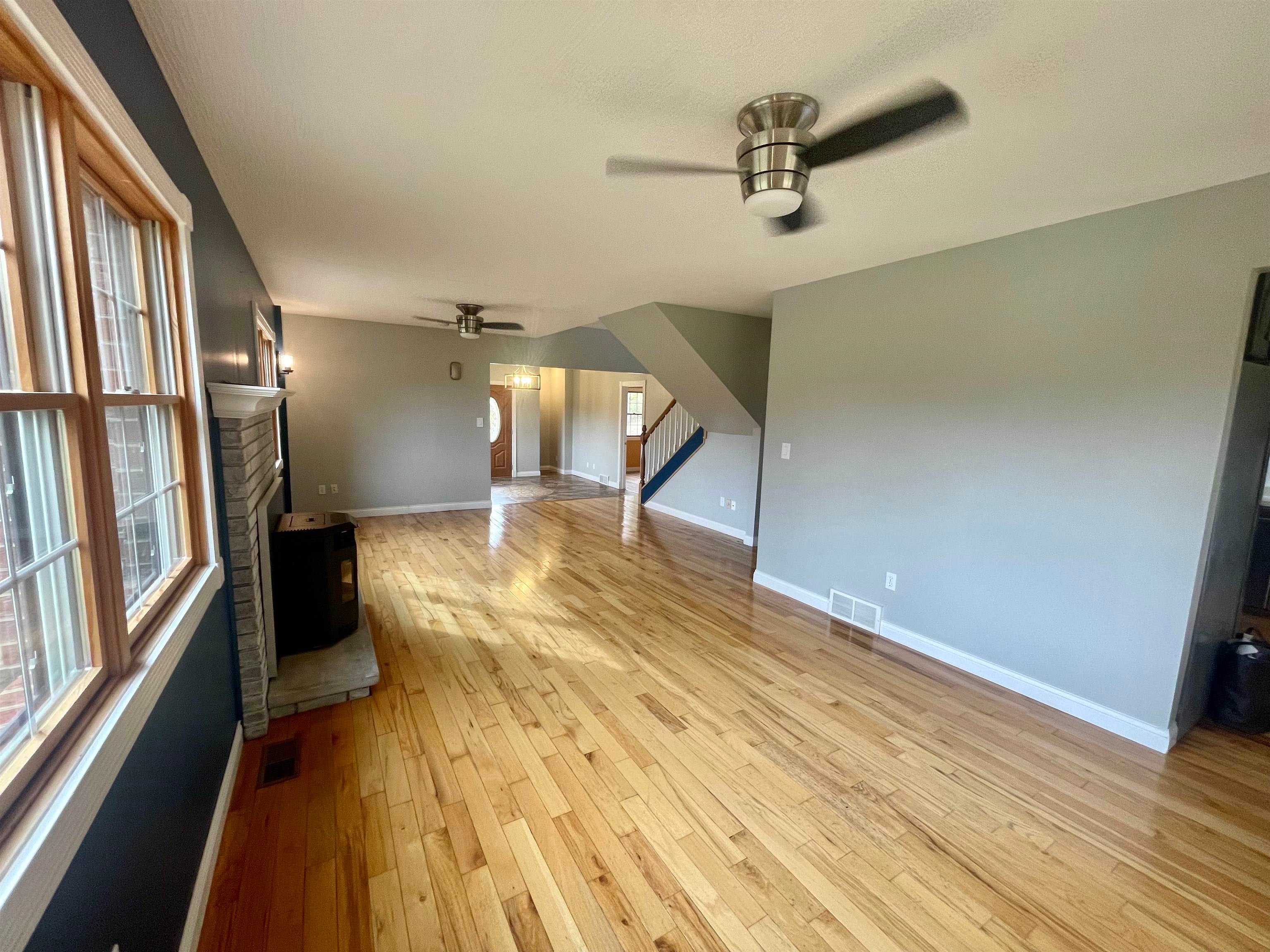 6167 Edens Branch Road Huntington, WV 25705 - Photo 10 of 32 Gallery Image 10
