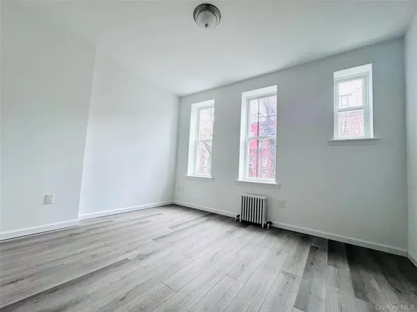 $3,500 | 1688 Gates Avenue, Unit 1L | Ridgewood