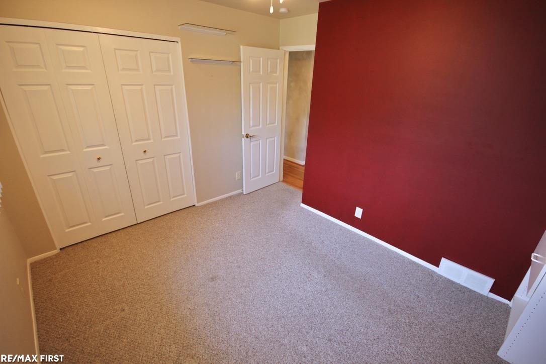 8050 Busch Street Center Line, MI 48015 - Photo 22 of 38 50044858-21.JPG