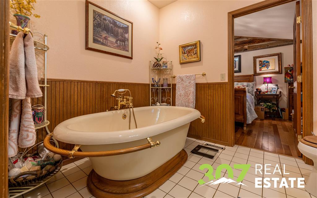 366 6Qs Road Cody, WY 82414 - Photo 20 of 85 Gallery Image 20
