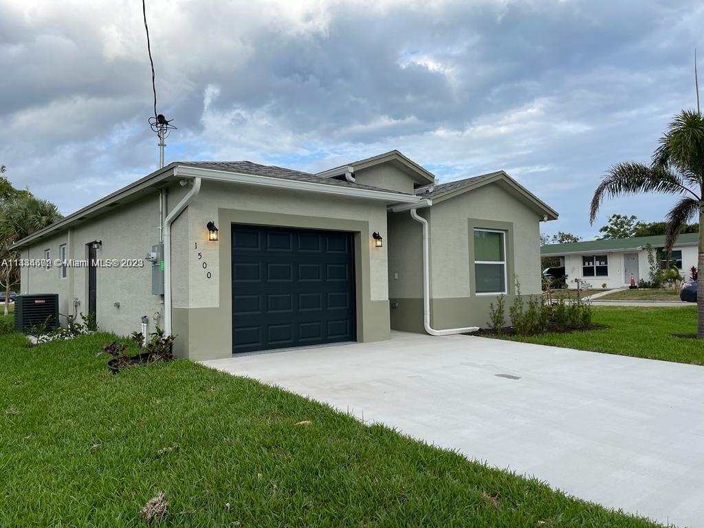 1500 AC Evans Street Riviera Beach, FL 33404 - Photo 1 of 16 Gallery Image 1