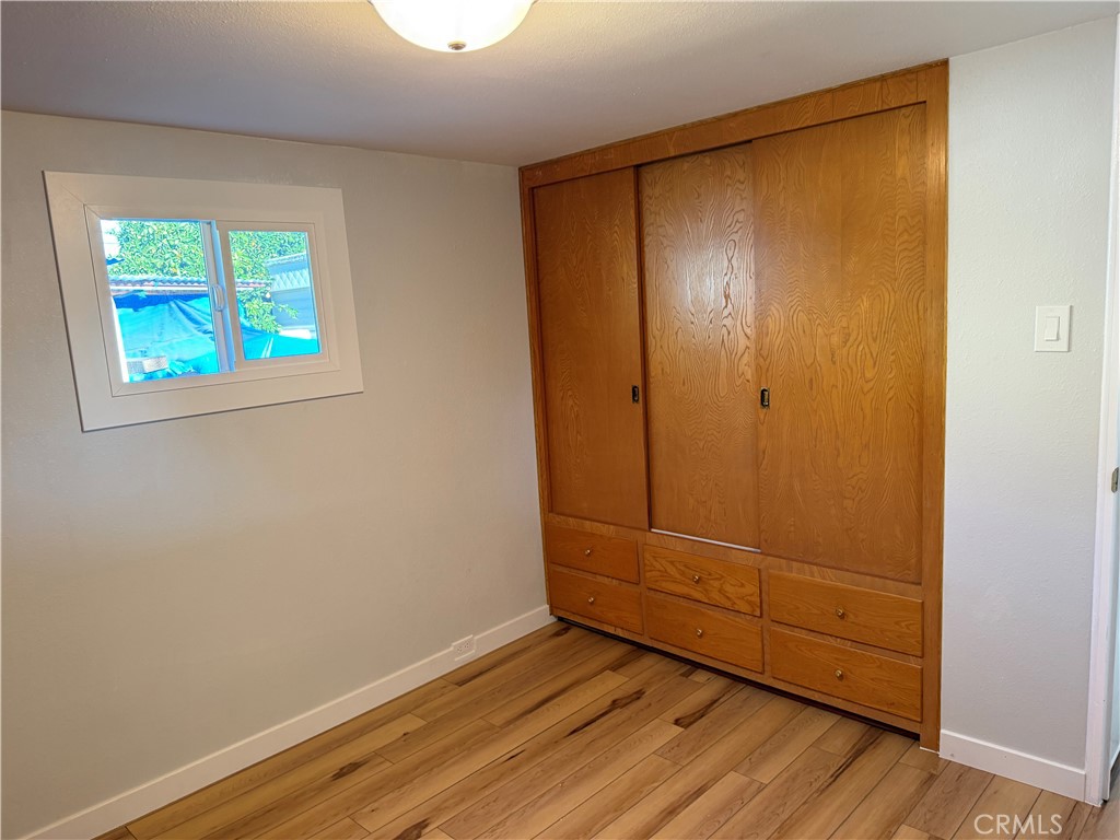 4381 Cochran Street, Unit 7 Simi Valley, CA 93063 - Photo 17 of 25 Gallery Image 17