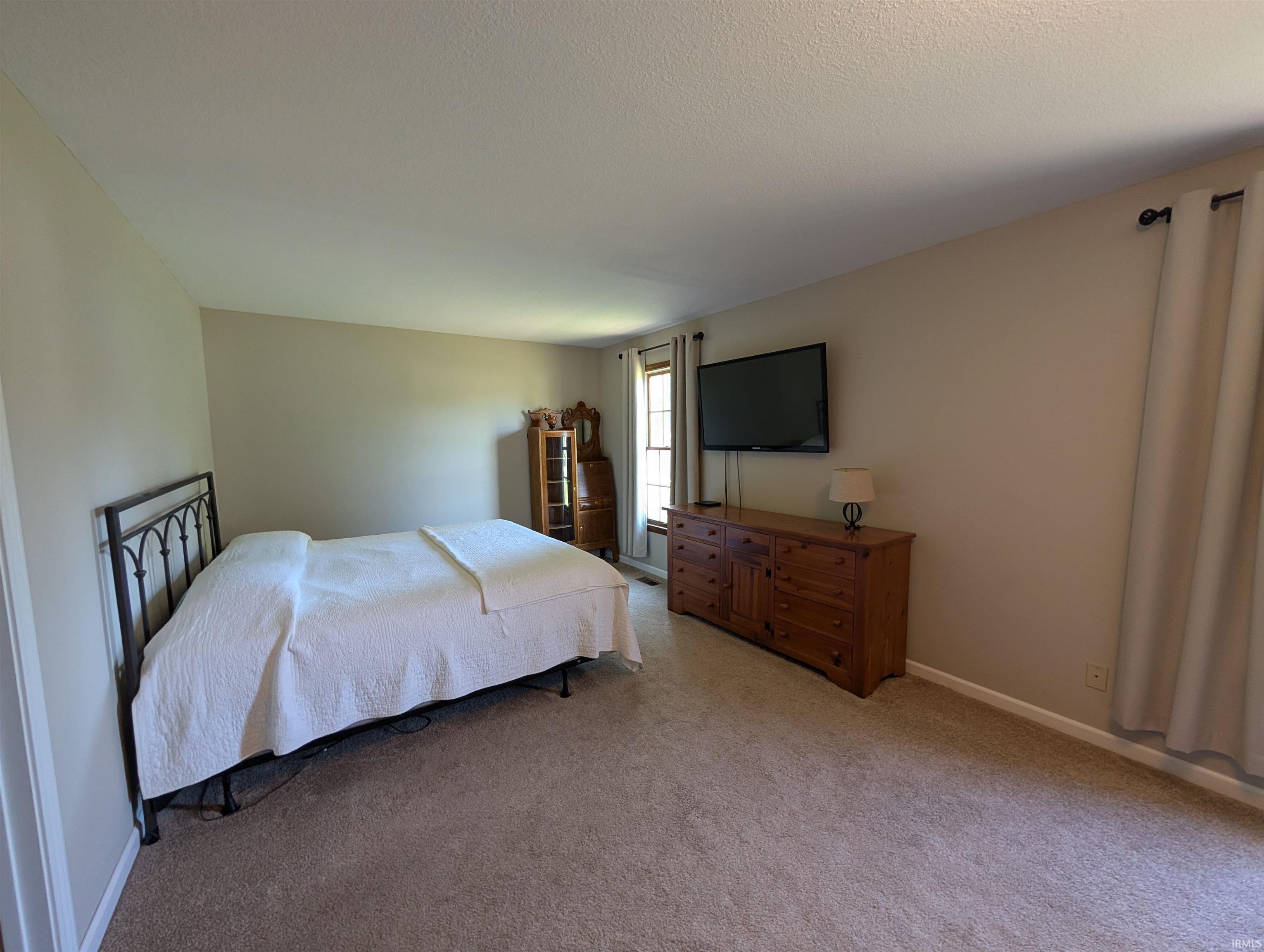 884 Quail Ridge Circle Vincennes, IN 47591 - Photo 20 of 28 Gallery Image 20